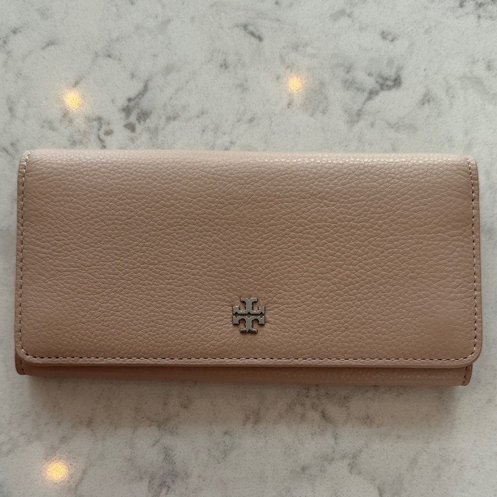 (Brand New)Tory Burch Tan Leather Wallet - Picture 3 of 4